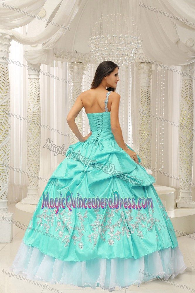 Baby Blue Single Shoulder Beaded Long Sweet 16 Dresses with Appliques