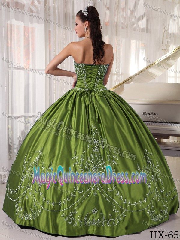 Olive Green Strapless Full-length Quince Dresses with Embroidery in Slidell