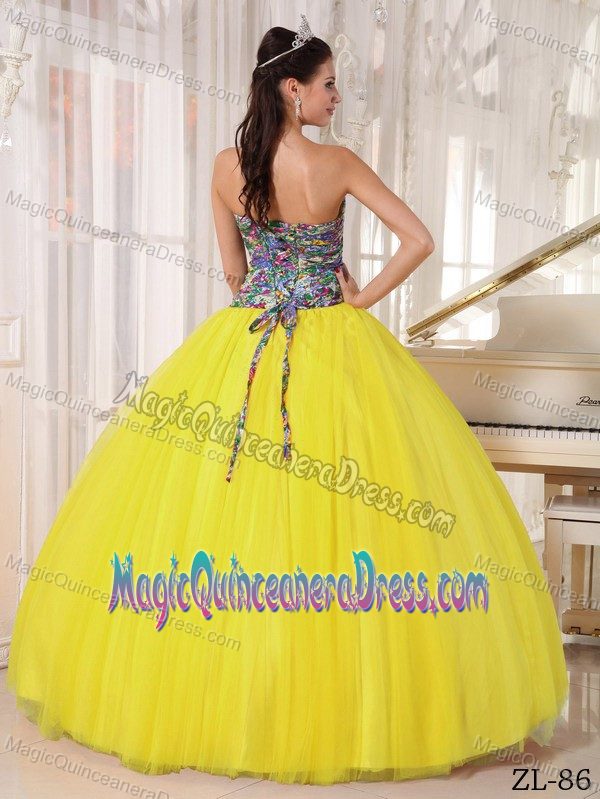 Strapless Yellow Printed Tulle Quince Dresses with Sequins in Chandler