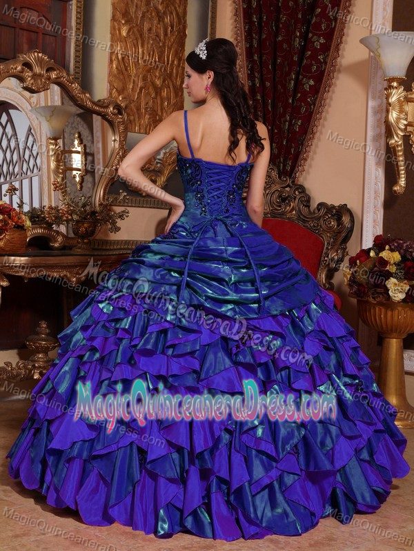 Embroidery and Ruffles Spaghetti Straps Dress For Quinceanera near Bow