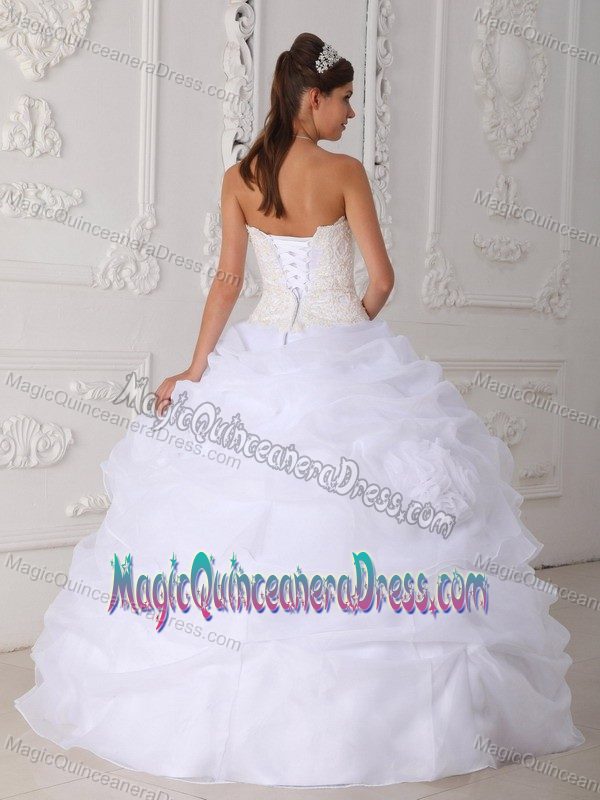 White Bodice Sweet 15 Dresses with Lace Flowers and Pick Ups in Fashion