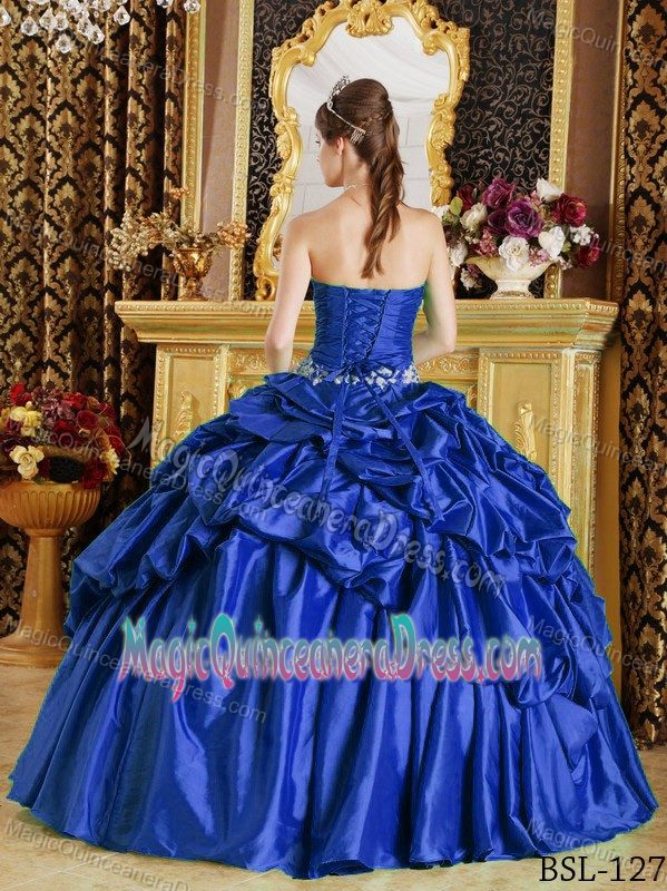Pick Ups and Ruching Dress For Quinceanera with Appliques near Weirton