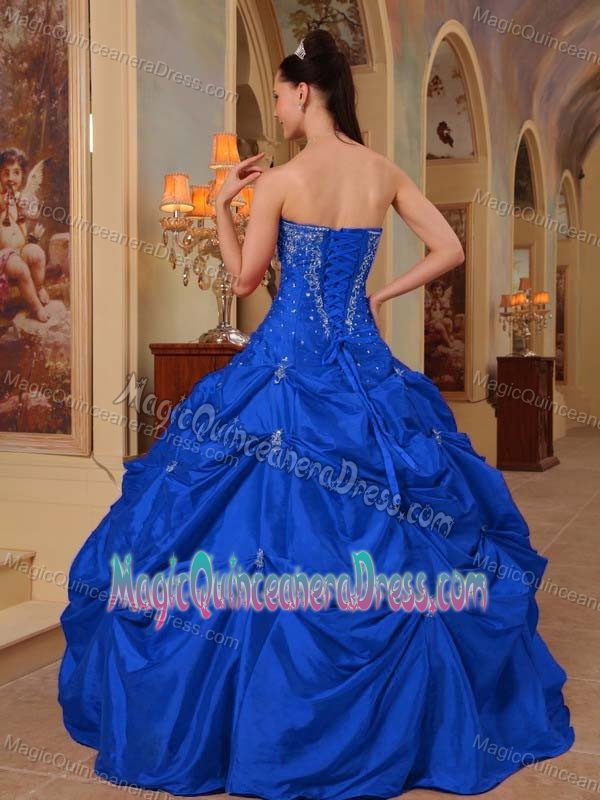 Diamonds and Pick Ups Bodice Blue Puffy Quinces Dresses in Silverdale