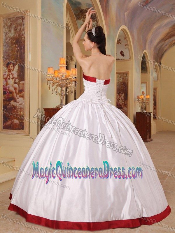 White Puffy Quinceanera Gown Dresses with Red Hemline near Marysville