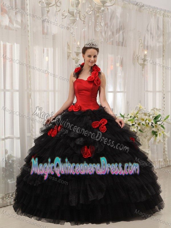 Red and Black Halter Hand Flowery Quinceanera Dresses in Heredia Costa Rica