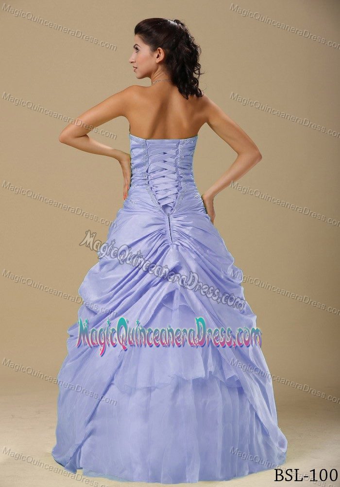 Sweetheart Flower Beaded and Ruched Tiers Quinceanera Gown for Woman
