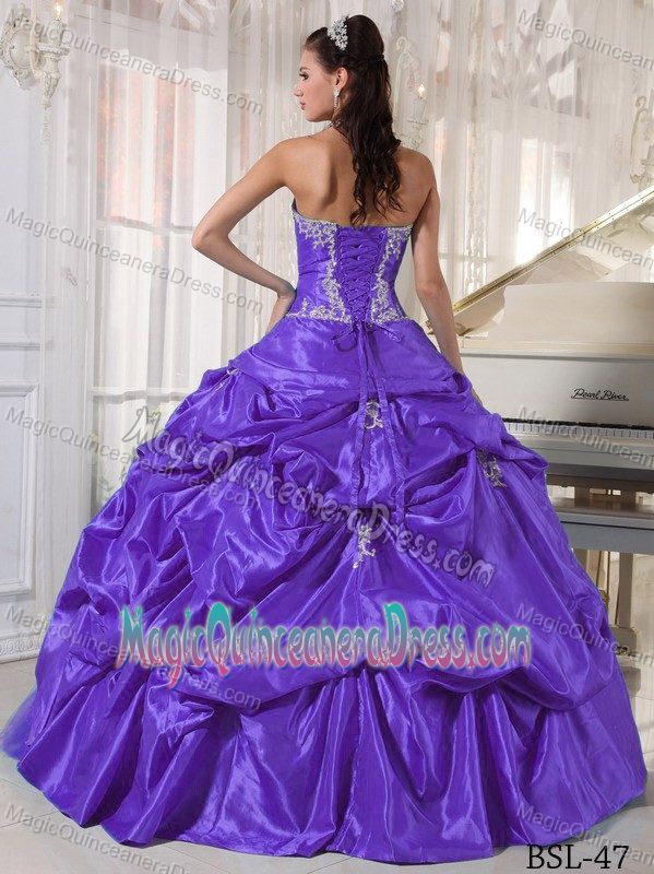 Purple Strapless Appliques and Pick Ups Sweet 16 Dresses in Charles Town