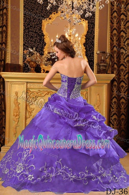 Diamonds Embroidery Purple Dress For Quinceanera in Wenatchee