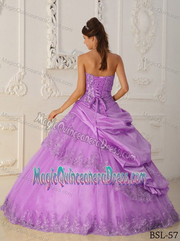Lilac Pick Ups Quinces Dresses with Lace Hemline in Auburn on Promotion