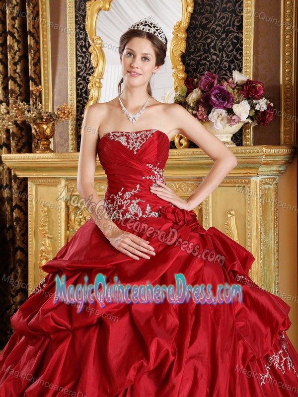 Wine Red Strapless Floor-length Appliques Quinceanera Dress in Myrtle Beach SC
