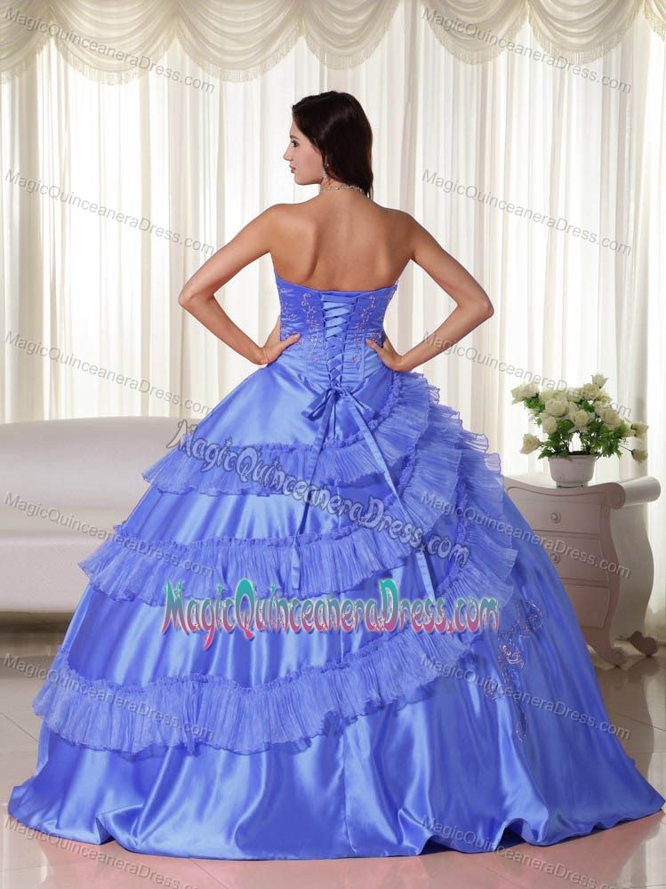 Blue Strapless Floor-length Quinceanera Dress with Embroidery in San Andrs