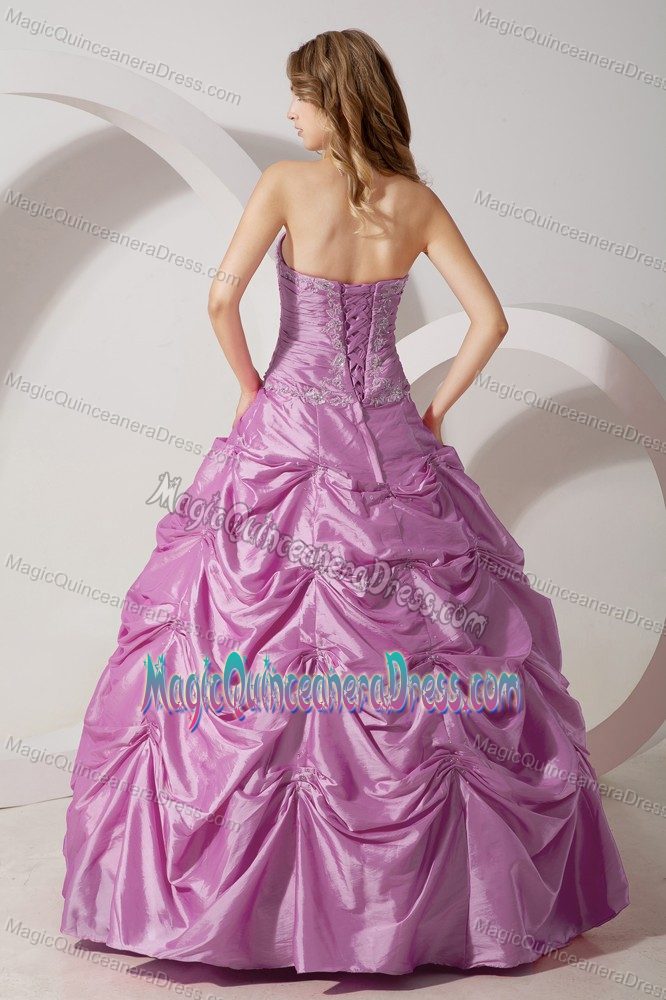 Lavender Strapless Floor-length Quince Dress with Appliques in Bello Colombia