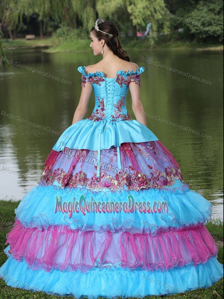 Off the Shoulder Appliqued Quinceanera Gown Dress in Cali Colombia