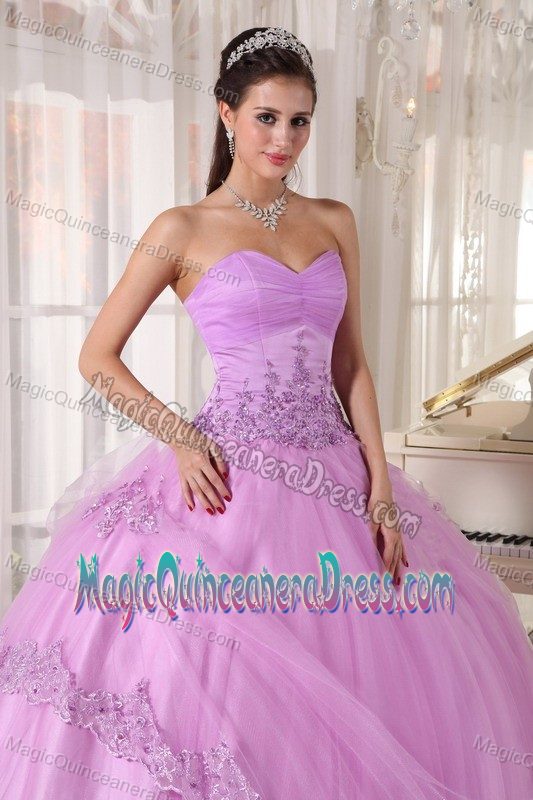 Sweetheart Taffeta and Tulle Appliqued Lavender Quinceanera Dress