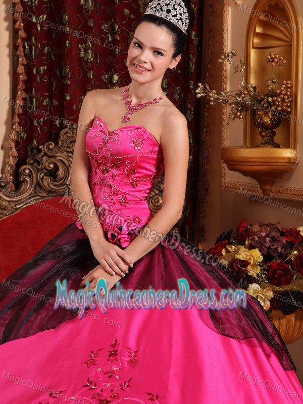 Sweetheart Satin Embroidered Beaded Quinceanera Dress in Hot Pink in Waco
