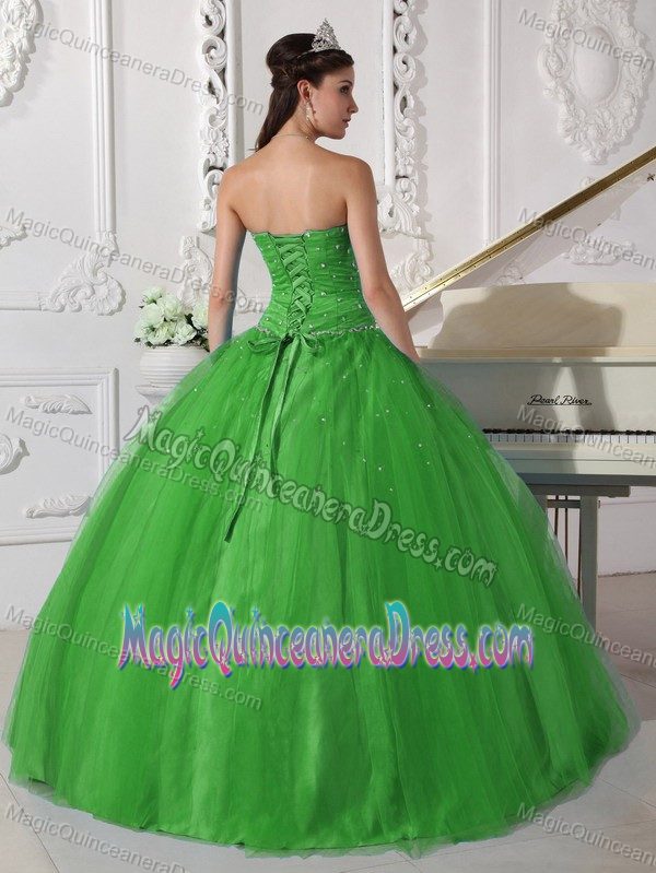 Lace-up Green Strapless Floor-length Dress For Quinceanera with Beading