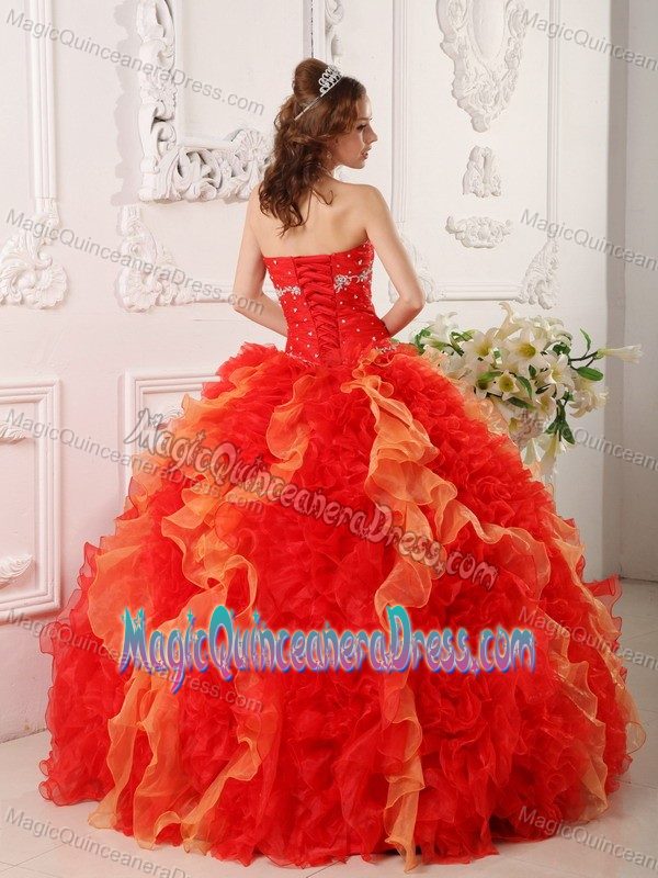 Sweetheart Red Floor-length Quinceanera Gowns with Ruffles and Beading