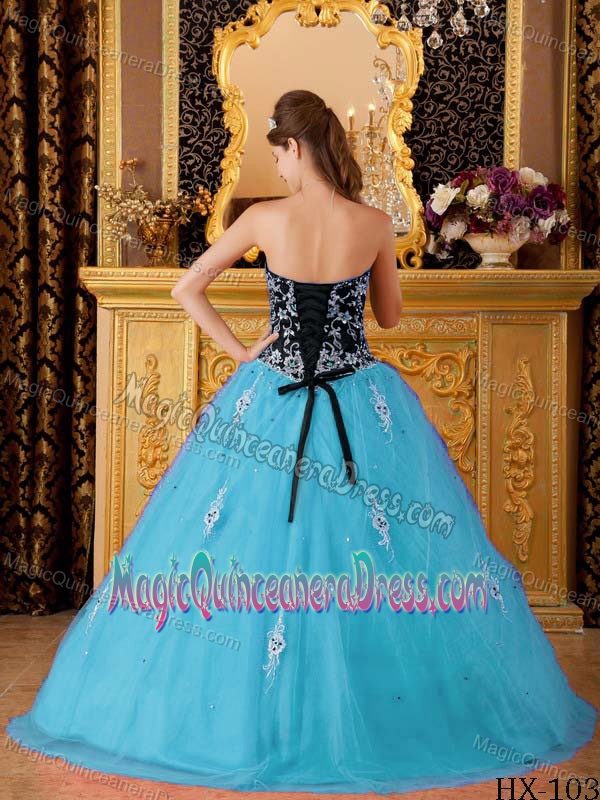 Aqua Blue A-line Sweetheart Tulle Beading Quinceanera Dress in White Plains