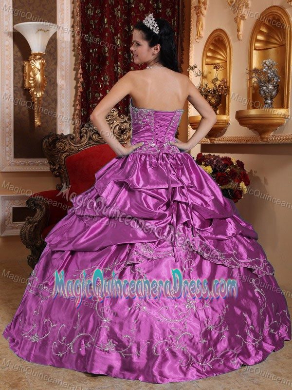 Luxury Purple Strapless Taffeta Embroidery with Beading Quinceanera Dress