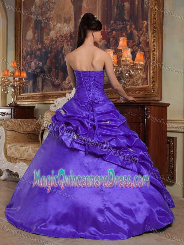 Purple Sweetheart Beading and Appliques Taffeta Quinceanera Dress in Union