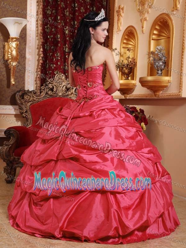 Coral Red Ball Gown Sweetheart Taffeta Appliques Sweet 16 Dress in Morristown