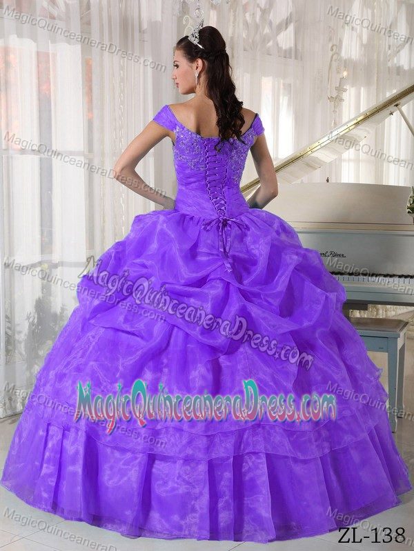 Off The Shoulder Floor-length Purple Quince Dress with Pick-ups in Redding