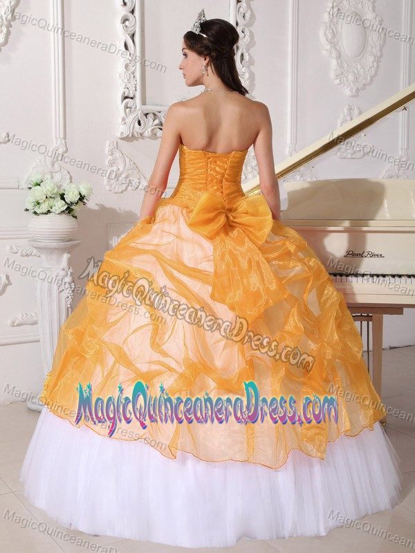 Strapless Orange and White Taffeta Sweet 15 Dresses with Appliques Ruffles