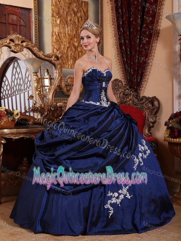 Navy Blue Sweetheart Long Quinceanera Gown with Applique and Pick-ups