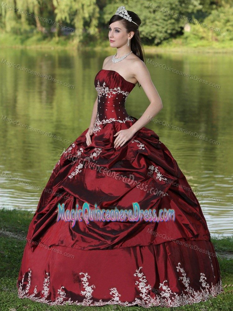 Burgundy Lace-up Long Quinceanera Gowns with Pick-ups and Embroidery