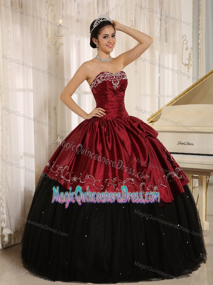 Black and Wine Red Sweetheart Long Dress For Quinceaneraswith Embroidery
