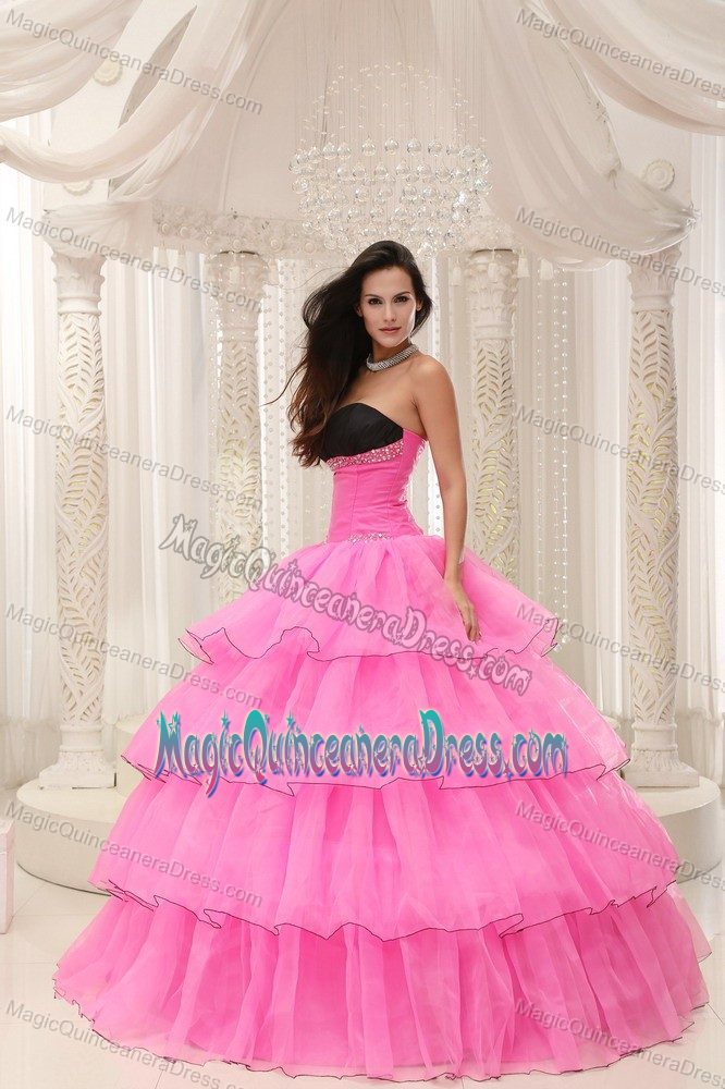 Black Sweetheart Rose Pink Long Dress For Quinceanera with Ruffle-layers