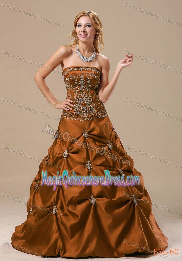 Brown Strapless Full-length Quinces Dresses with Embroidery and Pick-ups
