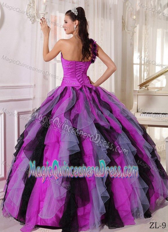 Colorful Flowers Single Shoulder Beaded Long Quince Dresses with Ruffles