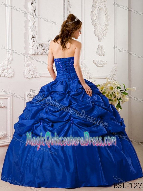 Royal Blue Ball Gown Sweetheart Quinceanera Dress with Taffeta Pick-ups