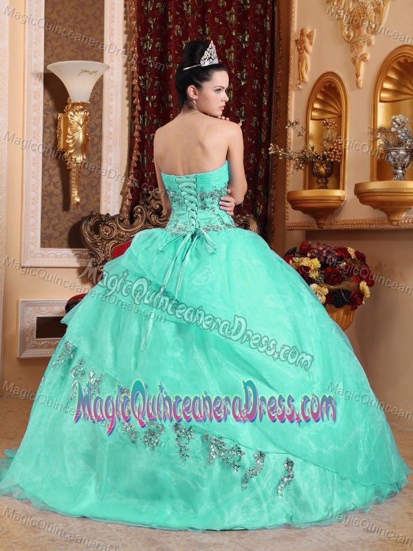 Sweetheart Apple Green Quinceanera Dress with Appliques in Glendale
