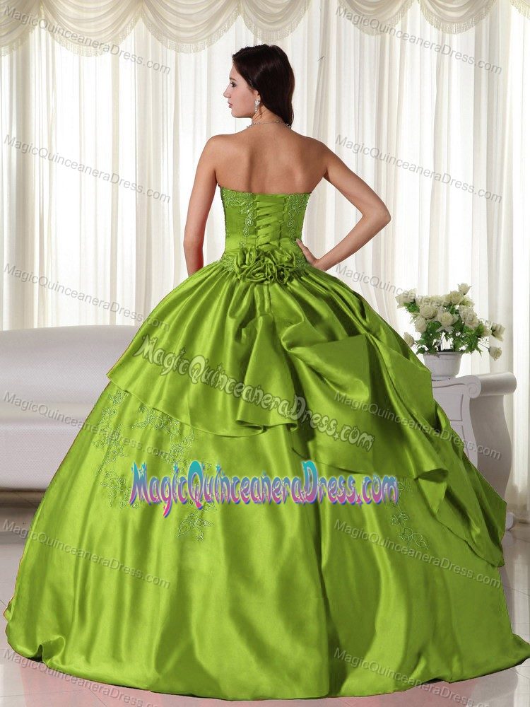 Sweetheart Quinceanera Gowns in Olive Green with Beading and Ruching