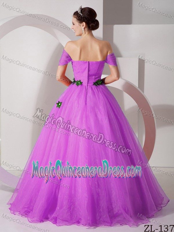 Modest Off The Shoulder A-line Quinces Dresses in Fuchsia with Appliques