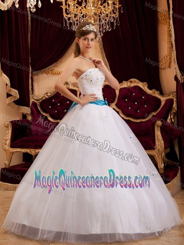 Custom Made White Strapless Appliques Quinceanera Dress in Huntington WV