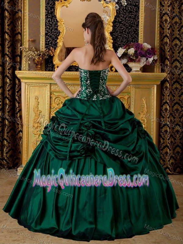 Dark Green Sweetheart Taffeta Embroidery Quinceanera Dress in Seattle VA