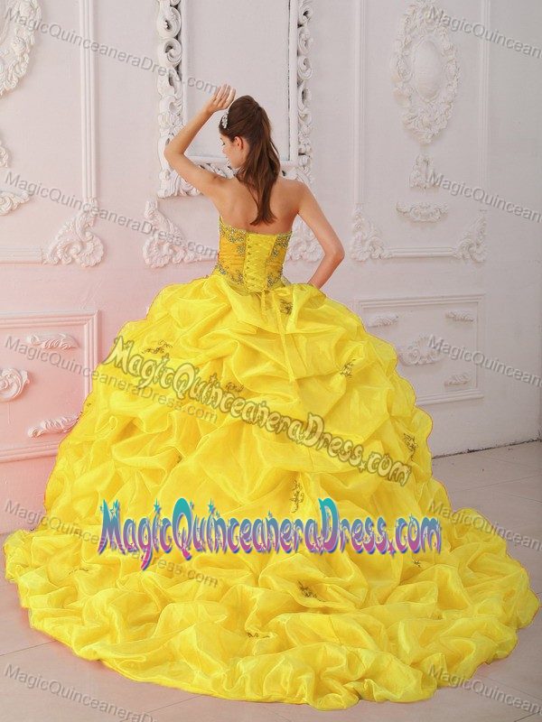 Yellow Sweetheart Beading and Appliques Quinceanera Dress in Bremerton VA