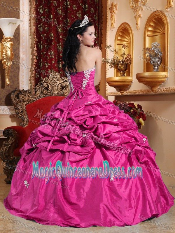 Hot Pink Strapless Taffeta Quinceanera Dress with Appliques in Nancagua