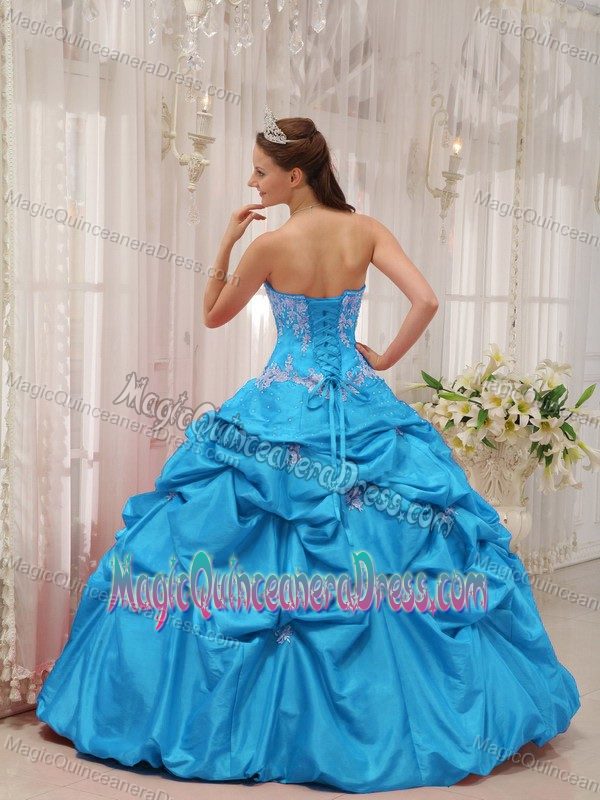Sweetheart Floor-length Appliqued Quince Gown in Aqua Blue in San Esteban