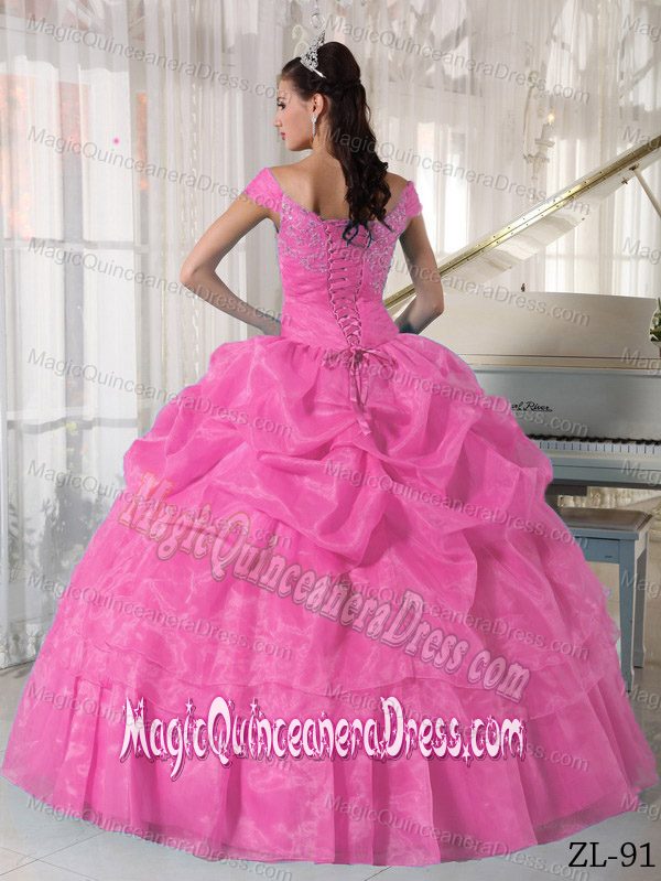 2014 Rose Pink Off The Shoulder Sweet 15 Dresses with Appliques in Braintree