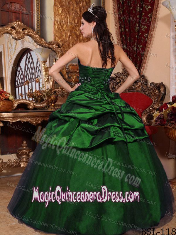 Discount Green Strapless Tulle and Taffeta Beaded Quinceanera Dress in Amherst
