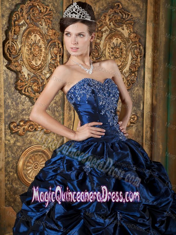 Navy Blue Ball Gown Sweetheart Picks-up Taffeta Quinceanera Dress in Hagerstown