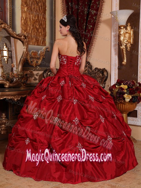 Ball Gown Strapless Appliques Quinceanera Dress in Wine Red in Bethesda