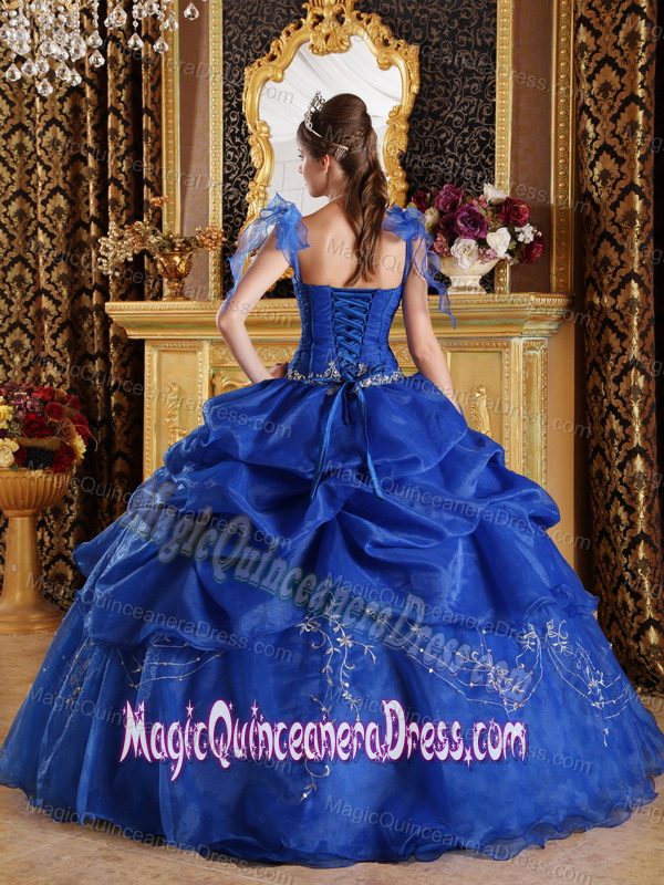 Organza Appliqued Quinceanera Dress in Blue with Spaghetti Straps