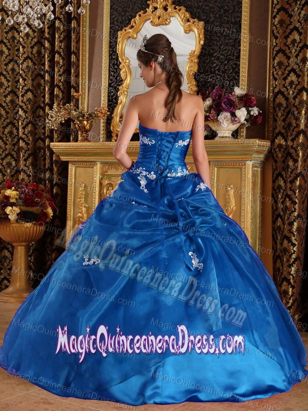 Teal Strapless Floor-length Quinceanera Gown Dress with Appliques