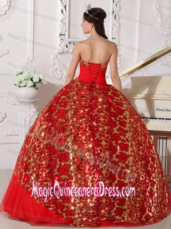Strapless Floor-length Ruched Red Quinceanera Dress with Beading