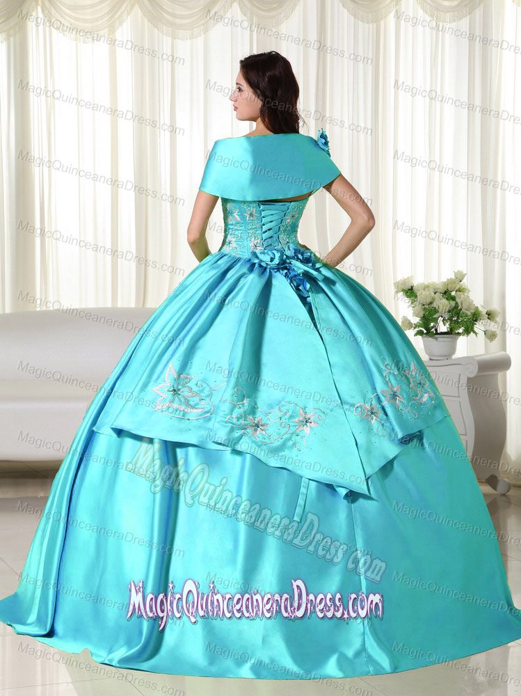 Off the Shoulder Taffeta Embroidered Quinceanera Dress Baby Blue